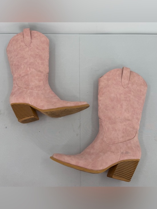 Shoes - Pink Faux Leather Western Cowboy Boots 8 Pointed Toe Embroidered rodeo country